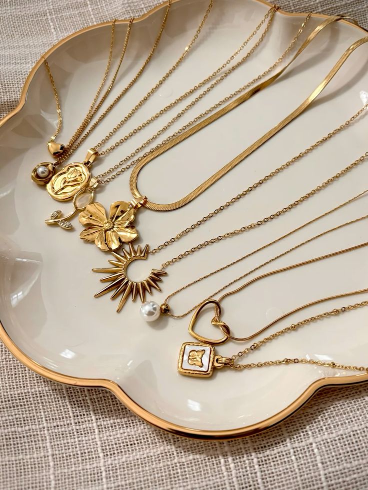 Collares